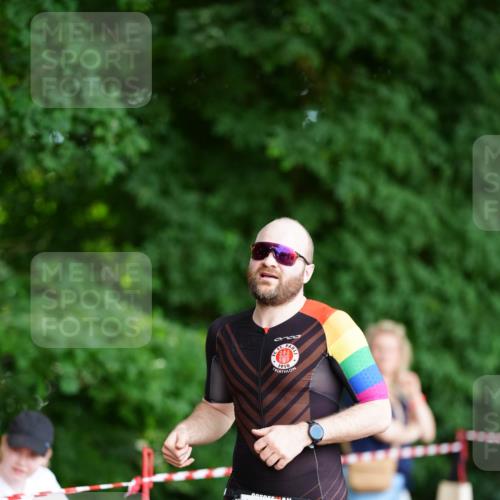 21.06.2026 - 29. Vierlanden-Triathlon LAZAROV Photography http://msf.ph/oto/9868091 21.06.2026 13:33:22 Laufen 1910, 2021, 1081, 19, 114, 174 meine-sportfotos.de