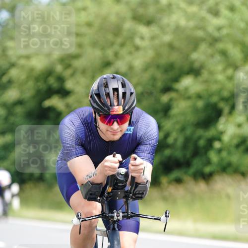 21.06.2026 - Viking Triathlon Michael Burmester http://msf.ph/oto/9868102 21.06.2026 12:22:27 Radfahren 94, 132, 134, 142, 192, 262, 279, 318, 329, 369, 442, 523, 548, 577, 606, 644 meine-sportfotos.de