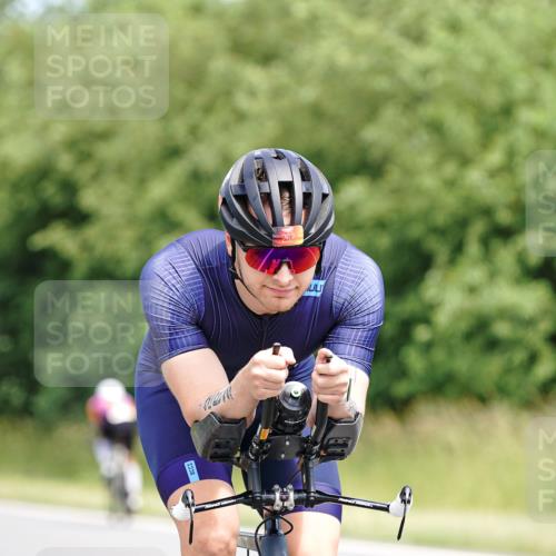 21.06.2026 - Viking Triathlon Michael Burmester http://msf.ph/oto/9868106 21.06.2026 12:22:27 Radfahren 94, 132, 134, 142, 192, 262, 279, 318, 329, 369, 442, 523, 548, 577, 606, 644 meine-sportfotos.de