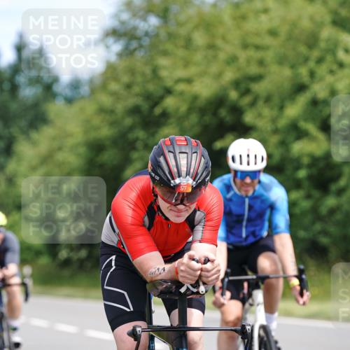 21.06.2026 - Viking Triathlon Michael Burmester http://msf.ph/oto/9868213 21.06.2026 12:22:45 Radfahren 132, 134, 142, 158, 279, 329, 364, 436, 442, 577, 602, 630 meine-sportfotos.de