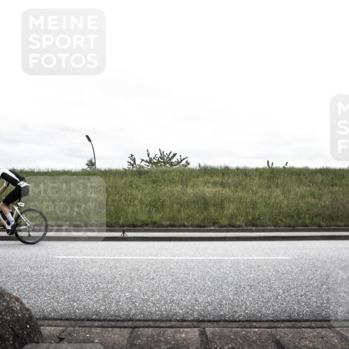21.06.2026 - 29. Vierlanden-Triathlon H.Heesch http://msf.ph/oto/9868243 21.06.2026 12:12:14 Radfahren 294, 701, 864, 873 meine-sportfotos.de