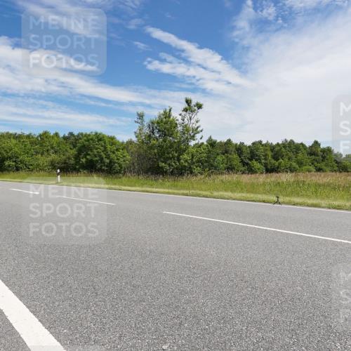 21.06.2026 - Viking Triathlon Michael Burmester http://msf.ph/oto/9868246 21.06.2026 11:46:03 Radfahren 39, 60, 111, 186, 212, 227, 227, 245, 495, 532, 532, 541, 562, 615, 664 meine-sportfotos.de