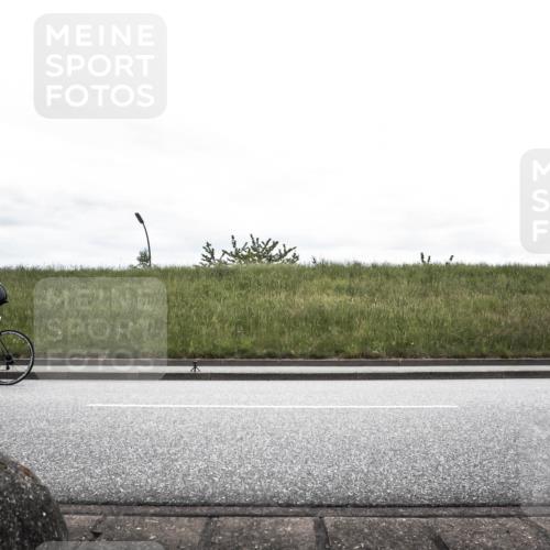21.06.2026 - 29. Vierlanden-Triathlon H.Heesch http://msf.ph/oto/9868299 21.06.2026 12:13:39 Radfahren 270, 715, 724, 855 meine-sportfotos.de