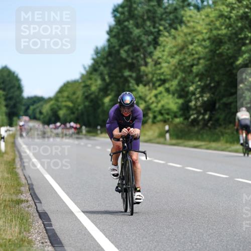 21.06.2026 - Viking Triathlon Michael Burmester http://msf.ph/oto/9868316 21.06.2026 12:23:10 Radfahren 258, 407, 470, 602 meine-sportfotos.de