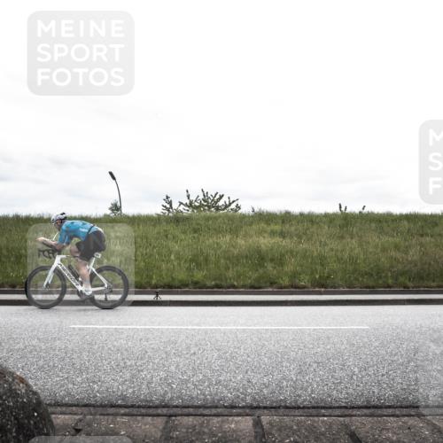 21.06.2026 - 29. Vierlanden-Triathlon H.Heesch http://msf.ph/oto/9868336 21.06.2026 12:14:29 Radfahren 693 meine-sportfotos.de