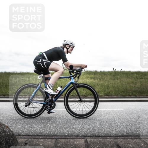 21.06.2026 - 29. Vierlanden-Triathlon H.Heesch http://msf.ph/oto/9868348 21.06.2026 12:15:06 Radfahren 736, 831 meine-sportfotos.de