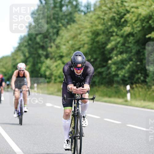 21.06.2026 - Viking Triathlon Michael Burmester http://msf.ph/oto/9868358 21.06.2026 12:23:35 Radfahren 8, 16, 46, 62, 65, 73, 98, 103, 119, 126, 136, 165, 177, 223, 225, 256, 256, 280, 380, 388, 457, 527, 530, 546, 563, 569, 605, 615, 634, 654 meine-sportfotos.de
