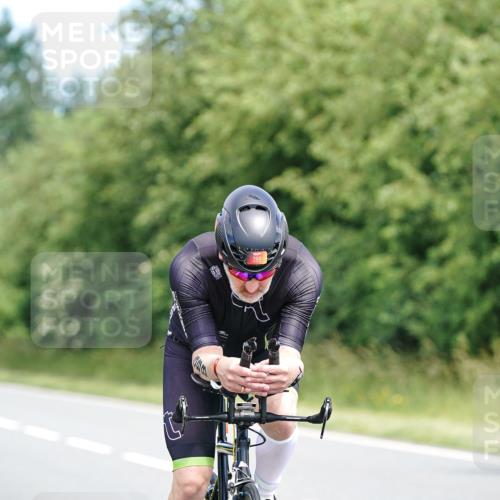 21.06.2026 - Viking Triathlon Michael Burmester http://msf.ph/oto/9868364 21.06.2026 12:23:36 Radfahren 8, 16, 46, 62, 65, 73, 98, 103, 119, 126, 136, 165, 177, 222, 223, 225, 256, 256, 280, 380, 388, 457, 527, 530, 546, 563, 569, 605, 615, 634, 654 meine-sportfotos.de