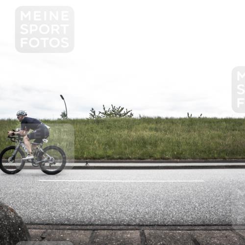 21.06.2026 - 29. Vierlanden-Triathlon H.Heesch http://msf.ph/oto/9868366 21.06.2026 12:15:23 Radfahren 236, 695, 733 meine-sportfotos.de