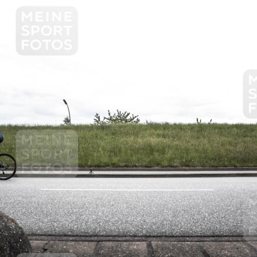 21.06.2026 - 29. Vierlanden-Triathlon H.Heesch http://msf.ph/oto/9868372 21.06.2026 12:15:24 Radfahren 236, 733 meine-sportfotos.de