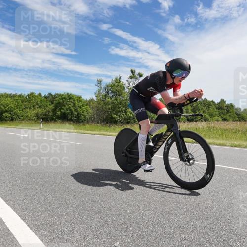 21.06.2026 - Viking Triathlon Michael Burmester http://msf.ph/oto/9868374 21.06.2026 11:47:39 Radfahren 24, 65, 74, 115, 115, 220, 270, 356, 378, 416, 450, 464, 483, 483, 569, 578 meine-sportfotos.de