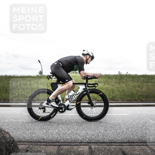 21.06.2026 - 29. Vierlanden-Triathlon H.Heesch http://msf.ph/oto/9868392 21.06.2026 12:15:45 Radfahren 685, 891, 930 meine-sportfotos.de