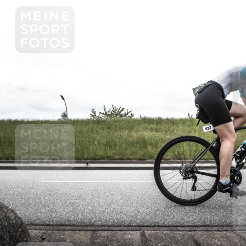 21.06.2026 - 29. Vierlanden-Triathlon H.Heesch http://msf.ph/oto/9868413 21.06.2026 12:16:11 Radfahren 834, 837, 856, 861 meine-sportfotos.de