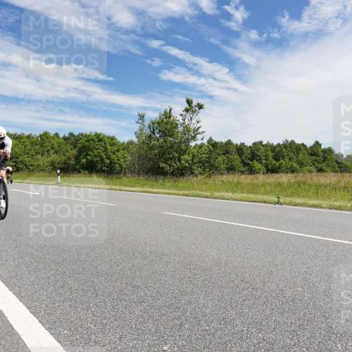 21.06.2026 - Viking Triathlon Michael Burmester http://msf.ph/oto/9868454 21.06.2026 11:48:22 Radfahren 34, 45, 97, 125, 150, 188, 197, 303, 327, 340, 485, 553, 616, 622, 651, 651, 652, 663, 665 meine-sportfotos.de