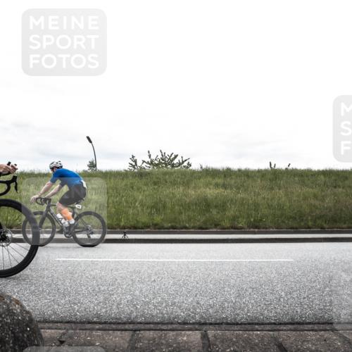 21.06.2026 - 29. Vierlanden-Triathlon H.Heesch http://msf.ph/oto/9868469 21.06.2026 12:17:23 Radfahren 41, 746, 762, 889 meine-sportfotos.de