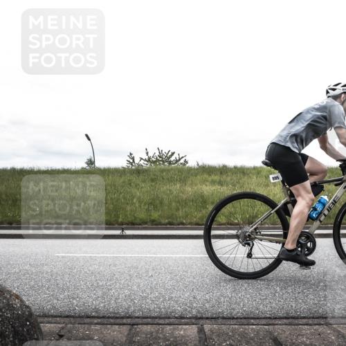 21.06.2026 - 29. Vierlanden-Triathlon H.Heesch http://msf.ph/oto/9868490 21.06.2026 12:17:42 Radfahren 641, 688, 751, 877, 895 meine-sportfotos.de