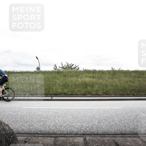 21.06.2026 - 29. Vierlanden-Triathlon H.Heesch http://msf.ph/oto/9868493 21.06.2026 12:17:44 Radfahren 641, 751, 877, 895 meine-sportfotos.de
