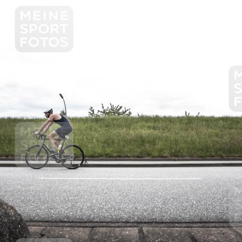 21.06.2026 - 29. Vierlanden-Triathlon H.Heesch http://msf.ph/oto/9868501 21.06.2026 12:17:52 Radfahren 751 meine-sportfotos.de