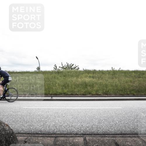 21.06.2026 - 29. Vierlanden-Triathlon H.Heesch http://msf.ph/oto/9868577 21.06.2026 12:19:35 Radfahren 649, 793 meine-sportfotos.de