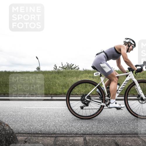 21.06.2026 - 29. Vierlanden-Triathlon H.Heesch http://msf.ph/oto/9868584 21.06.2026 12:19:51 Radfahren 731, 832 meine-sportfotos.de