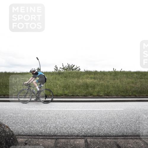 21.06.2026 - 29. Vierlanden-Triathlon H.Heesch http://msf.ph/oto/9868608 21.06.2026 12:20:28 Radfahren 681 meine-sportfotos.de