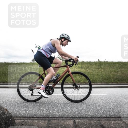 21.06.2026 - 29. Vierlanden-Triathlon H.Heesch http://msf.ph/oto/9868617 21.06.2026 12:20:46 Radfahren 255, 830, 853 meine-sportfotos.de