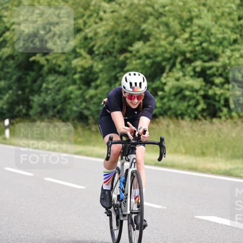 21.06.2026 - Viking Triathlon Michael Burmester http://msf.ph/oto/9868664 21.06.2026 12:24:25 Radfahren 164, 350, 358, 362, 362, 494, 660, 660 meine-sportfotos.de