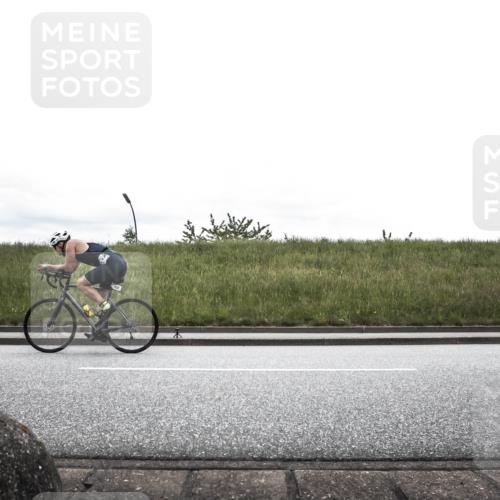 21.06.2026 - 29. Vierlanden-Triathlon H.Heesch http://msf.ph/oto/9868676 21.06.2026 12:22:23 Radfahren 737, 756, 811 meine-sportfotos.de