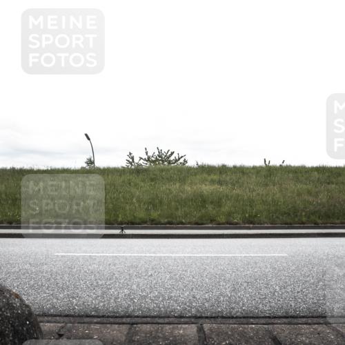 21.06.2026 - 29. Vierlanden-Triathlon H.Heesch http://msf.ph/oto/9868686 21.06.2026 12:22:34 Radfahren 747, 756, 773, 817 meine-sportfotos.de