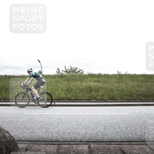 21.06.2026 - 29. Vierlanden-Triathlon H.Heesch http://msf.ph/oto/9868761 21.06.2026 12:24:36 Radfahren 707, 777 meine-sportfotos.de