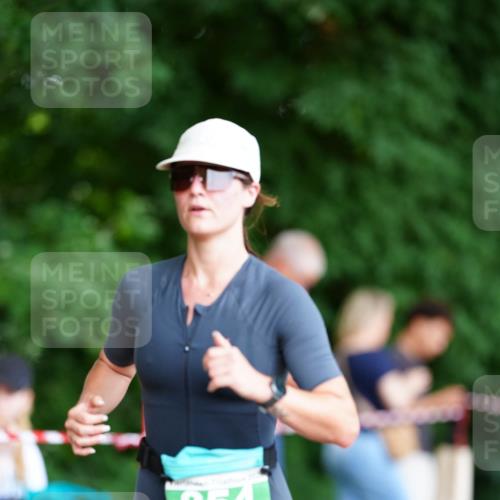 21.06.2026 - 29. Vierlanden-Triathlon LAZAROV Photography http://msf.ph/oto/9868783 21.06.2026 13:38:06 Laufen 854 meine-sportfotos.de