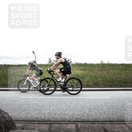 21.06.2026 - 29. Vierlanden-Triathlon H.Heesch http://msf.ph/oto/9868790 21.06.2026 12:25:32 Radfahren 105, 823, 902 meine-sportfotos.de