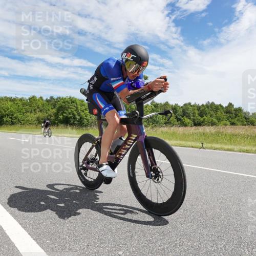21.06.2026 - Viking Triathlon Michael Burmester http://msf.ph/oto/9868890 21.06.2026 11:52:17 Radfahren 77, 80, 141, 410, 520, 550, 636, 660 meine-sportfotos.de