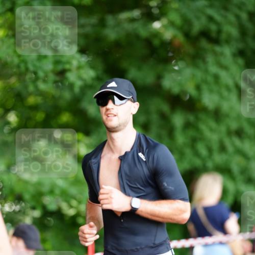 21.06.2026 - 29. Vierlanden-Triathlon LAZAROV Photography http://msf.ph/oto/9868893 21.06.2026 13:39:15 Laufen 60 meine-sportfotos.de