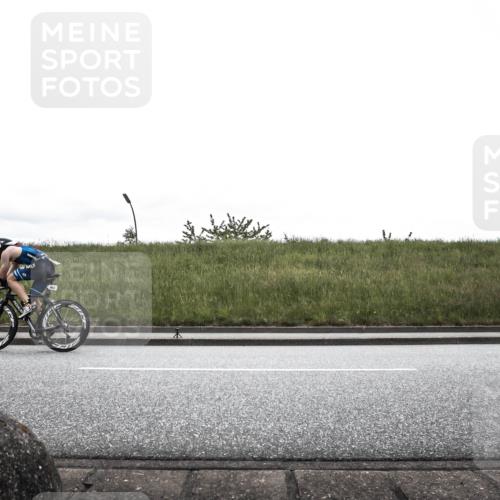 21.06.2026 - 29. Vierlanden-Triathlon H.Heesch http://msf.ph/oto/9868897 21.06.2026 12:27:42 Radfahren 927, 954, 963 meine-sportfotos.de