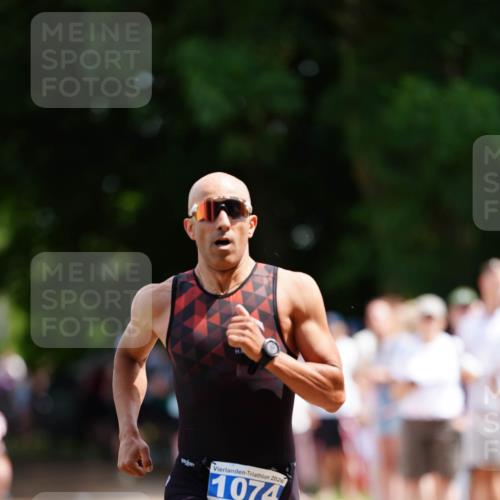21.06.2026 - 29. Vierlanden-Triathlon LAZAROV Photography http://msf.ph/oto/9868976 21.06.2026 13:39:55 Laufen 2026, 1074 meine-sportfotos.de