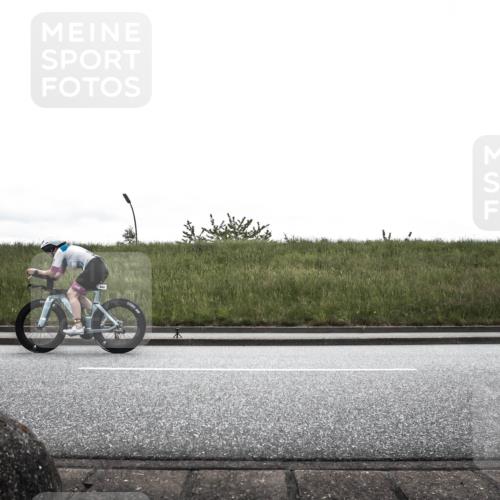 21.06.2026 - 29. Vierlanden-Triathlon H.Heesch http://msf.ph/oto/9868993 21.06.2026 12:28:54 Radfahren 844, 896, 922 meine-sportfotos.de
