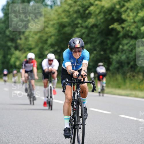 21.06.2026 - Viking Triathlon Michael Burmester http://msf.ph/oto/9869000 21.06.2026 12:25:53 Radfahren 139, 267, 276, 310, 509, 531, 635, 646, 665, 666 meine-sportfotos.de