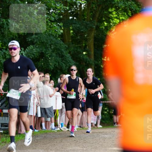 21.06.2026 - 29. Vierlanden-Triathlon LAZAROV Photography http://msf.ph/oto/9869006 21.06.2026 13:40:09 Laufen  meine-sportfotos.de