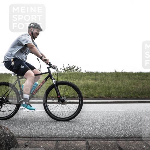 21.06.2026 - 29. Vierlanden-Triathlon H.Heesch http://msf.ph/oto/9869033 21.06.2026 12:29:18 Radfahren 736, 761, 933, 951, 967, 974 meine-sportfotos.de