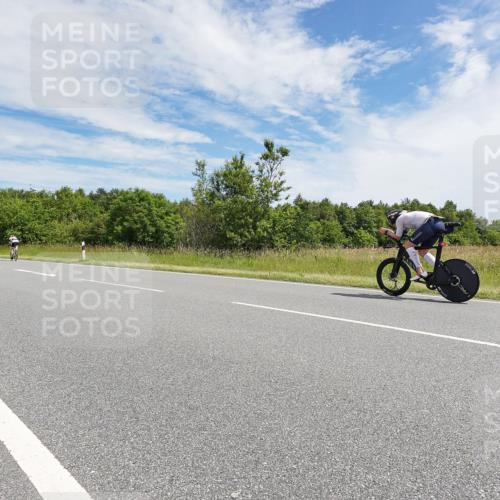 21.06.2026 - Viking Triathlon Michael Burmester http://msf.ph/oto/9869053 21.06.2026 11:55:52 Radfahren 14, 28, 49, 52, 133, 147, 262, 279, 324, 360, 505, 637, 650 meine-sportfotos.de