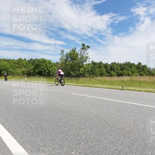21.06.2026 - Viking Triathlon Michael Burmester http://msf.ph/oto/9869092 21.06.2026 11:56:09 Radfahren 14, 133, 133, 262, 341, 405, 432, 436, 439, 486, 487, 506, 533 meine-sportfotos.de