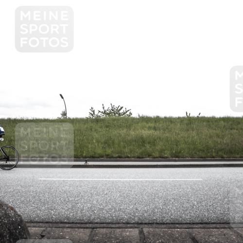 21.06.2026 - 29. Vierlanden-Triathlon H.Heesch http://msf.ph/oto/9869114 21.06.2026 12:30:16 Radfahren 770, 783 meine-sportfotos.de