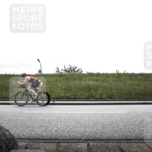 21.06.2026 - 29. Vierlanden-Triathlon H.Heesch http://msf.ph/oto/9869120 21.06.2026 12:30:19 Radfahren 758, 770 meine-sportfotos.de