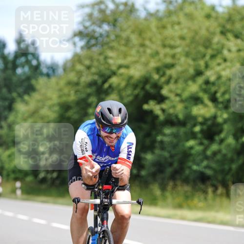 21.06.2026 - Viking Triathlon Michael Burmester http://msf.ph/oto/9869133 21.06.2026 12:26:17 Radfahren 211, 230, 232, 312, 431, 510, 638, 669 meine-sportfotos.de