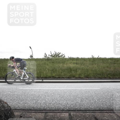 21.06.2026 - 29. Vierlanden-Triathlon H.Heesch http://msf.ph/oto/9869171 21.06.2026 12:31:21 Radfahren 882, 887, 893, 928, 937, 938, 945, 952, 969 meine-sportfotos.de
