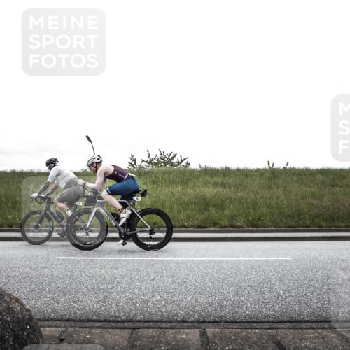 21.06.2026 - 29. Vierlanden-Triathlon H.Heesch http://msf.ph/oto/9869188 21.06.2026 12:31:26 Radfahren 658, 882, 887, 893, 940, 945, 952, 969 meine-sportfotos.de