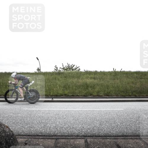 21.06.2026 - 29. Vierlanden-Triathlon H.Heesch http://msf.ph/oto/9869205 21.06.2026 12:31:36 Radfahren 658, 901, 940 meine-sportfotos.de
