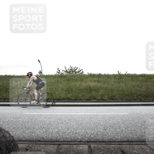 21.06.2026 - 29. Vierlanden-Triathlon H.Heesch http://msf.ph/oto/9869216 21.06.2026 12:31:50 Radfahren 772, 947, 973 meine-sportfotos.de
