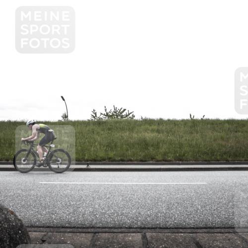 21.06.2026 - 29. Vierlanden-Triathlon H.Heesch http://msf.ph/oto/9869224 21.06.2026 12:32:00 Radfahren 664, 836, 932, 936, 973 meine-sportfotos.de